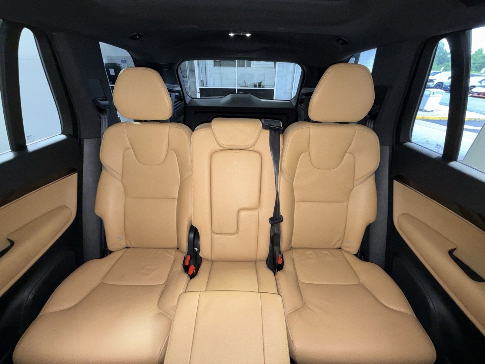 2019 Volvo XC90 Momentum