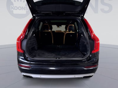 2019 Volvo XC90 Momentum