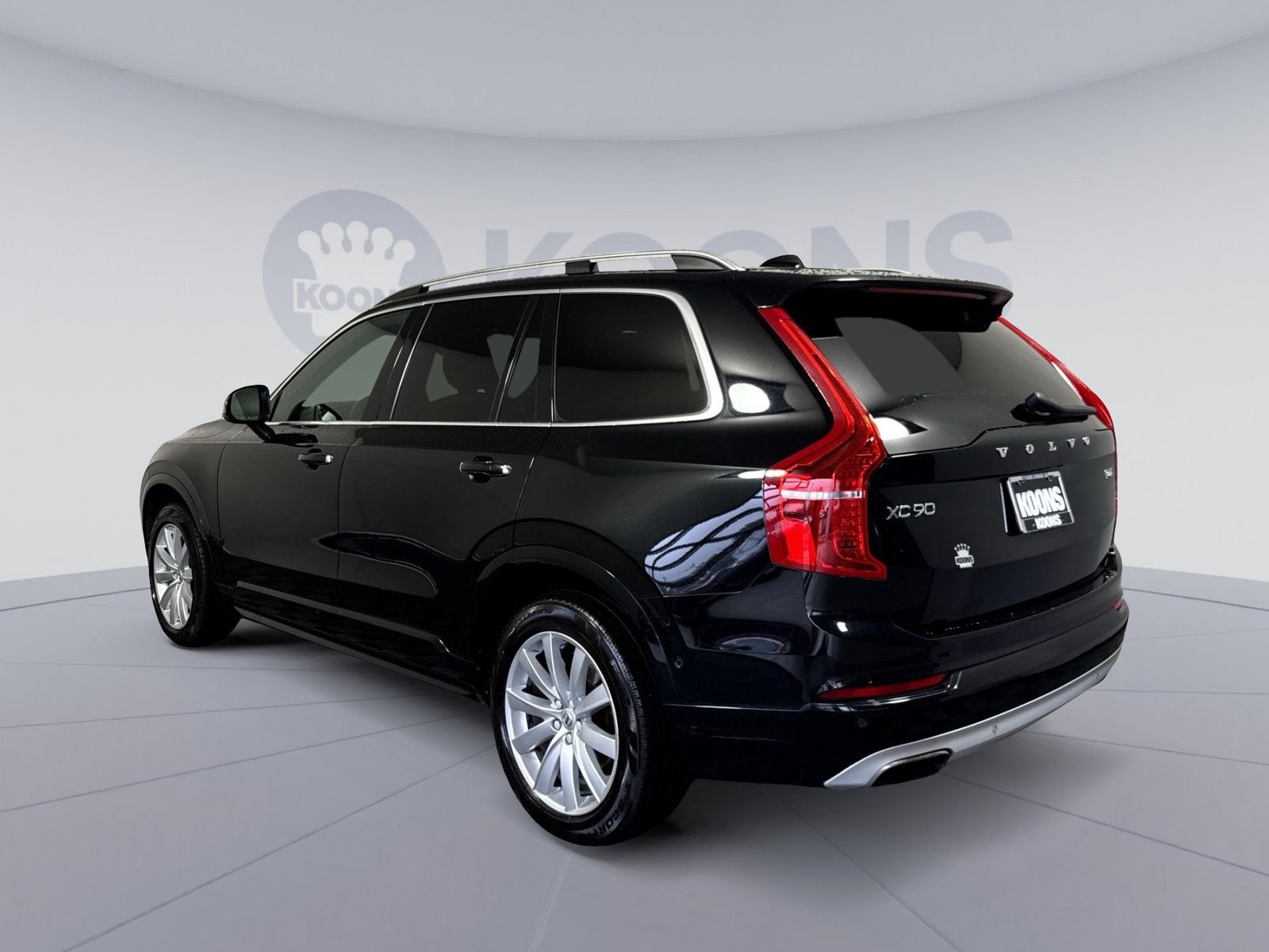 2019 Volvo XC90 Momentum