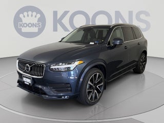 2022 Volvo XC90 Momentum