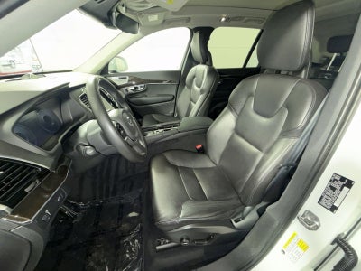 2017 Volvo XC90 Momentum