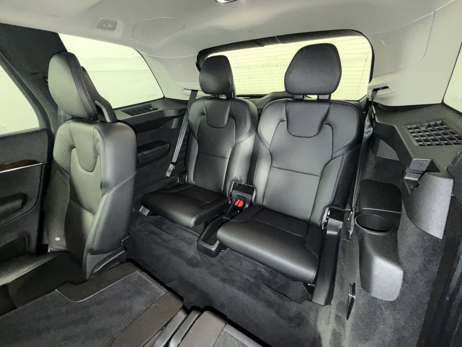 2017 Volvo XC90 Momentum