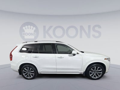 2017 Volvo XC90 Momentum