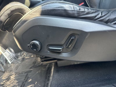 2019 Volvo XC90 R-Design