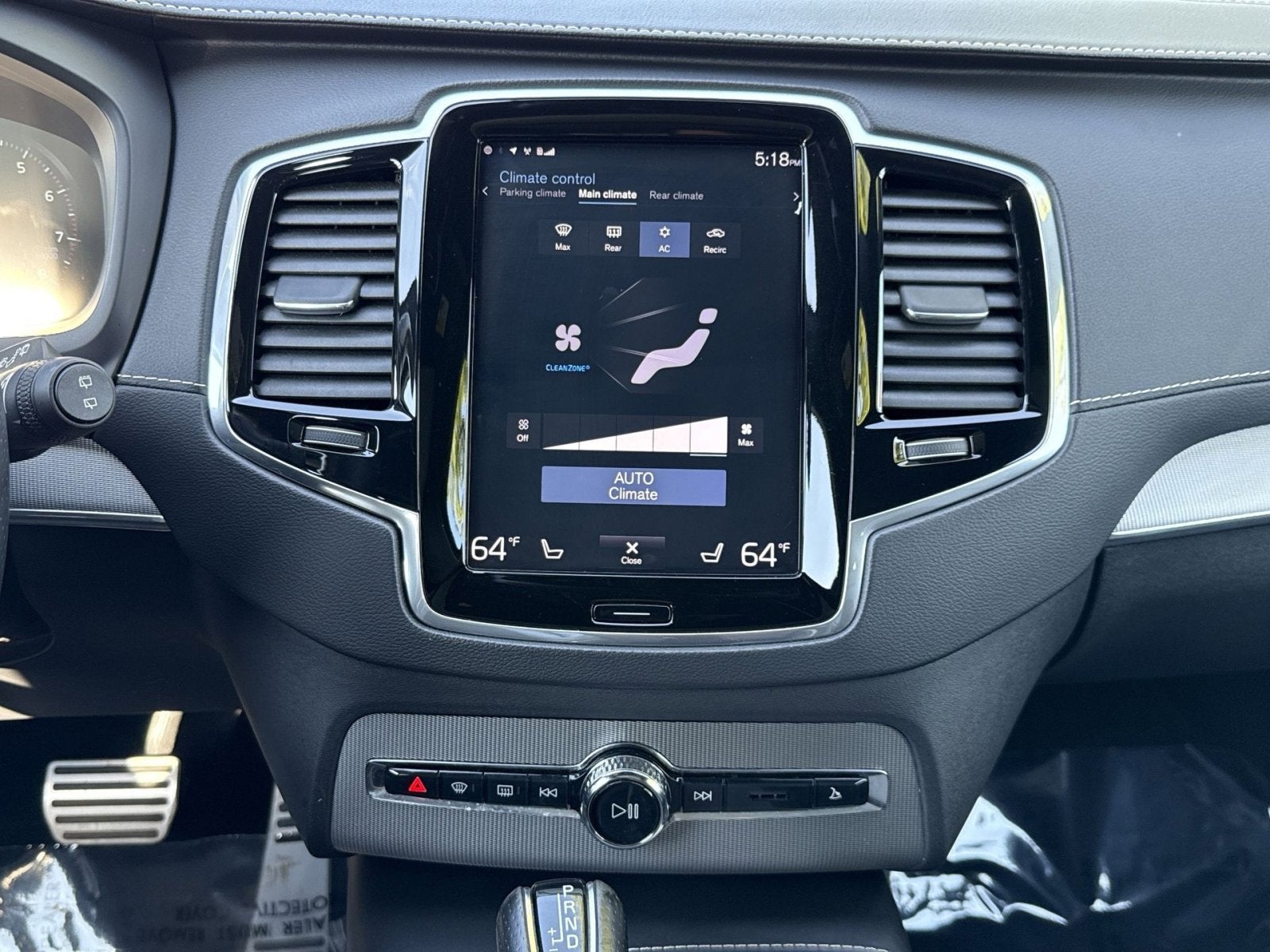 2019 Volvo XC90 R-Design