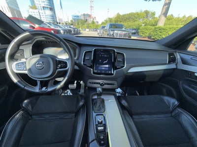 2019 Volvo XC90 R-Design