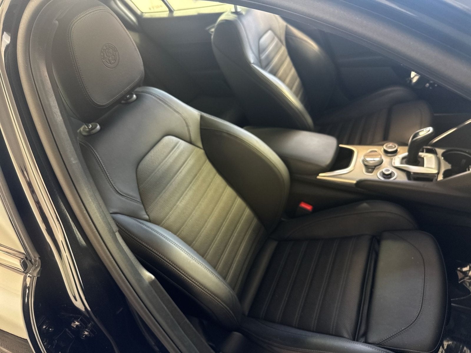 2023 Alfa Romeo Giulia Veloce