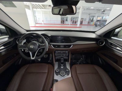 2018 Alfa Romeo Stelvio Sport