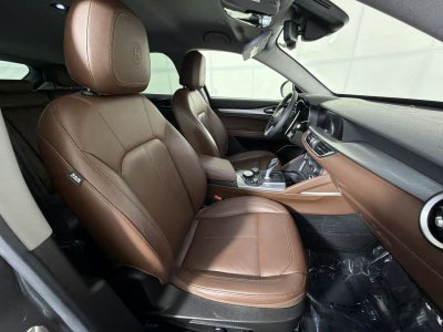 2018 Alfa Romeo Stelvio Sport