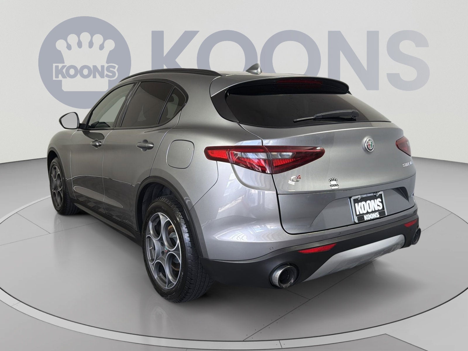 2018 Alfa Romeo Stelvio Sport