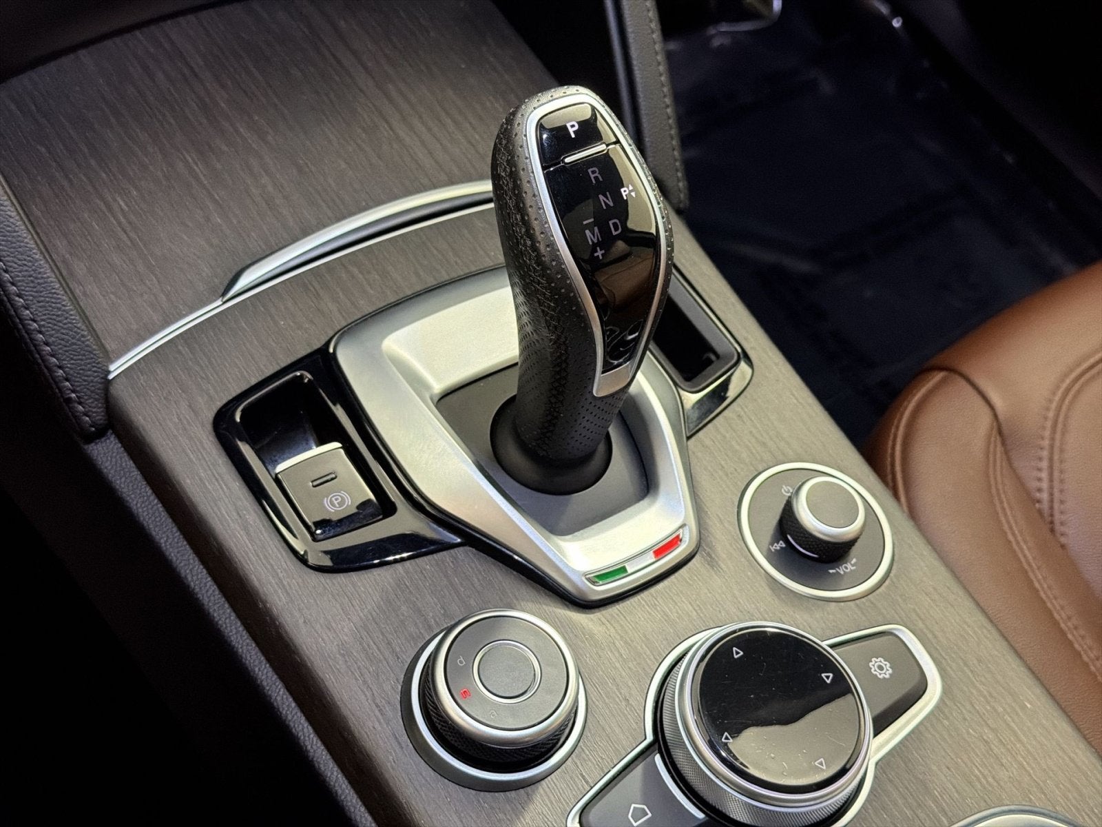 2023 Alfa Romeo Stelvio Ti